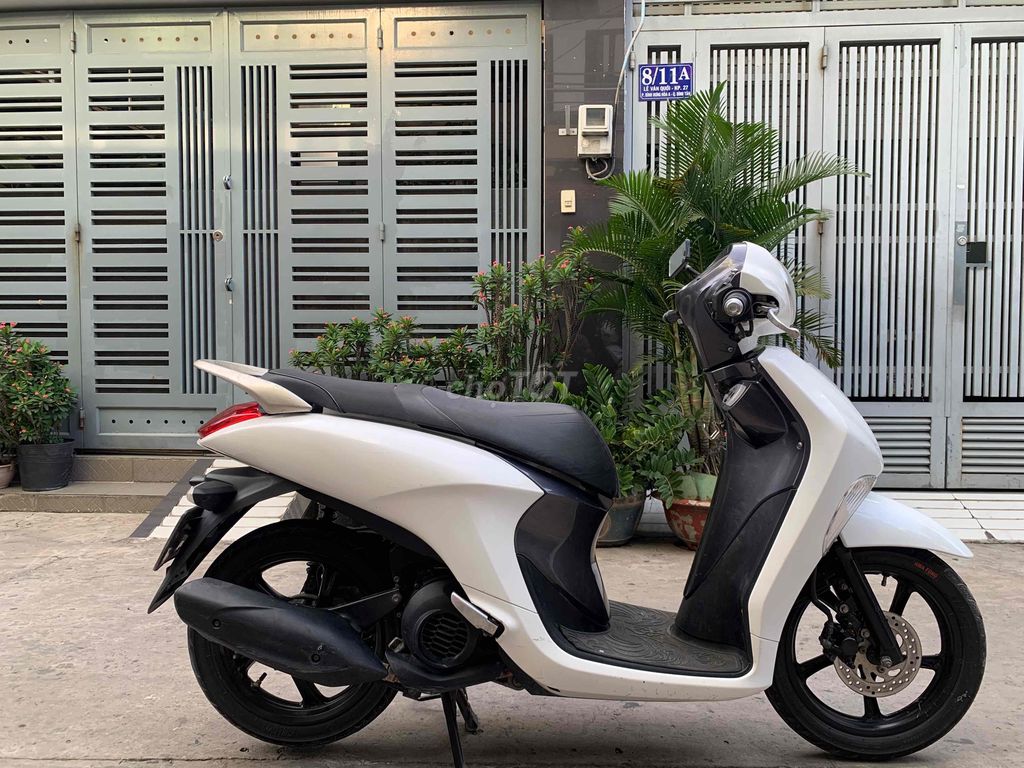 Yamaha Janus 125cc Fi 2017 trắng SD27000km Zin100%