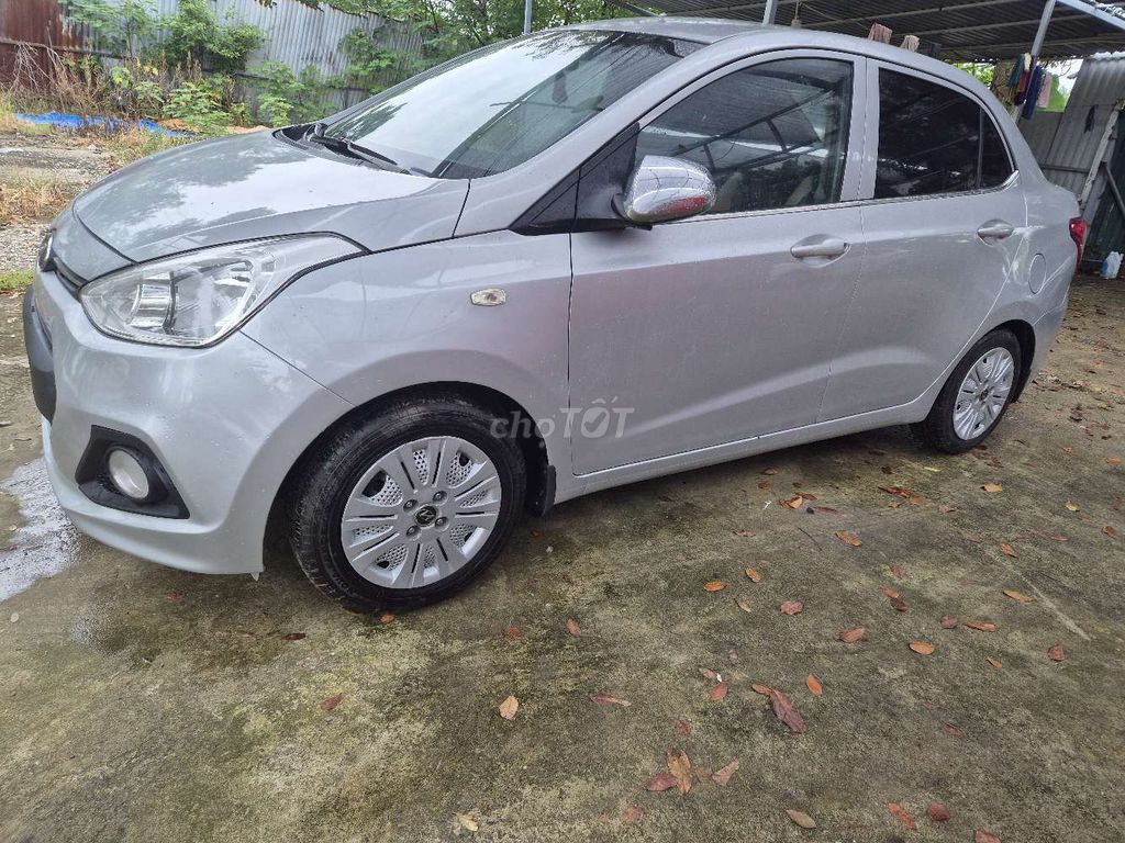 2015 - 11 km. Mua bán Ô tô tại Huyện Mê Linh Hà Nội được đăng bởi SIÊU THỊ Ô TÔ CŨ HOÀNG CỪ  hình 1