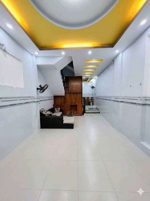 Аренда · 4 комн. · 80 м² · Huyện Nhà Bè, ул. Đường Huỳnh Tấn Phát