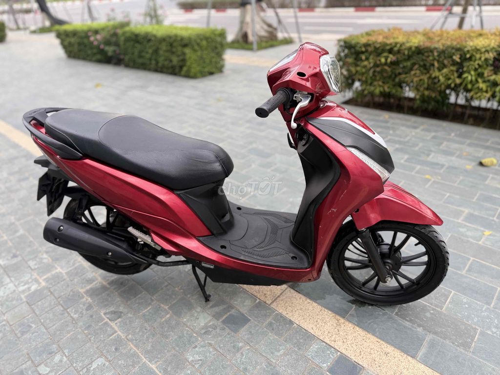 Thanh lý Kimco Candy hermosa 50cc học sinh. Mua bán Xe máy tại Quận Bắc Từ Liêm Hà Nội được đăng bởi Hữu Nhuận hình 1