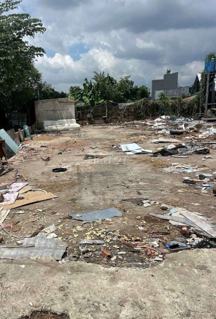 203m2 ngang 6.5m dài 20m nở hậu chữ L có 90m2 đất ở