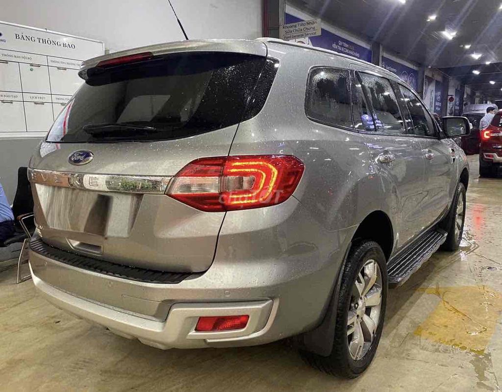 Ford Everest 2016 Titanium 2.2L 4x2 AT - 84000 km. Mua bán Ô tô tại Quận 8 Tp Hồ Chí Minh được đăng bởi Mr Huy Sài Gòn Ford hình 5