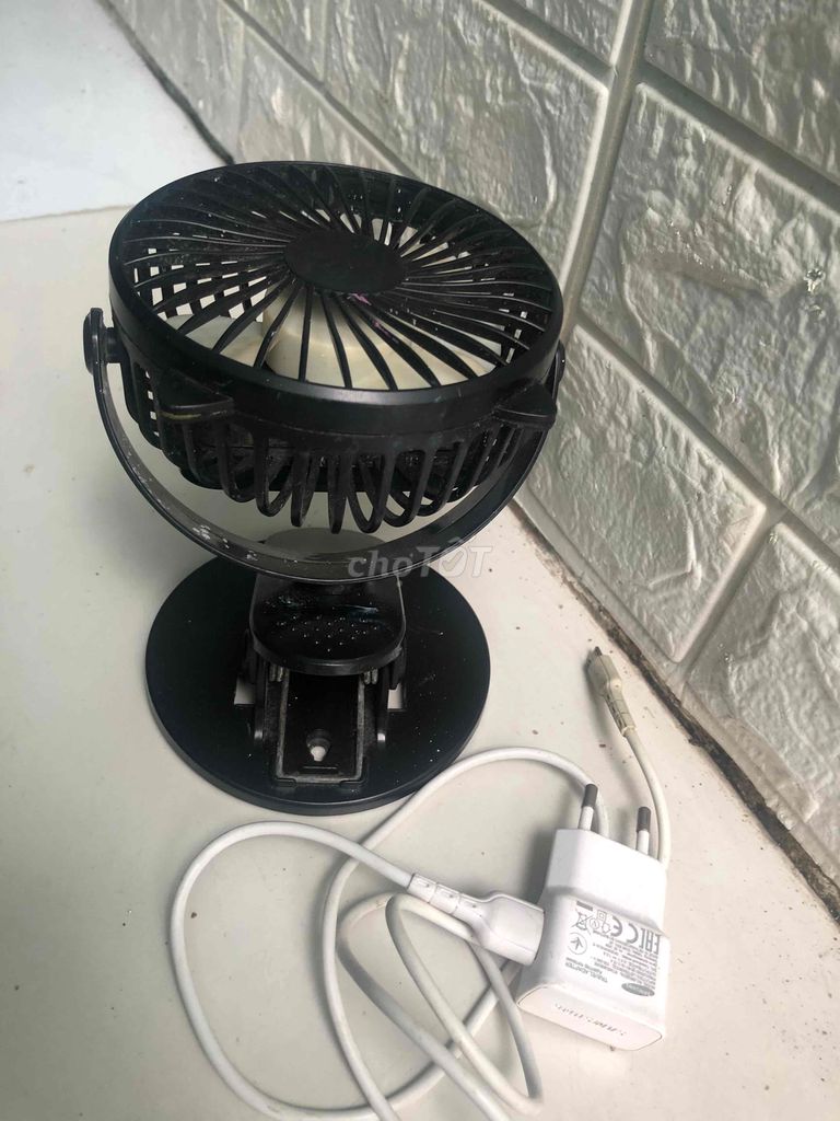 Quạt mini tích điện loại tốt