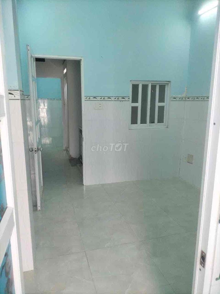 HẺM 4M HẬU GIANG CÓ 2 PHÒNG DT 3.3M X 17M