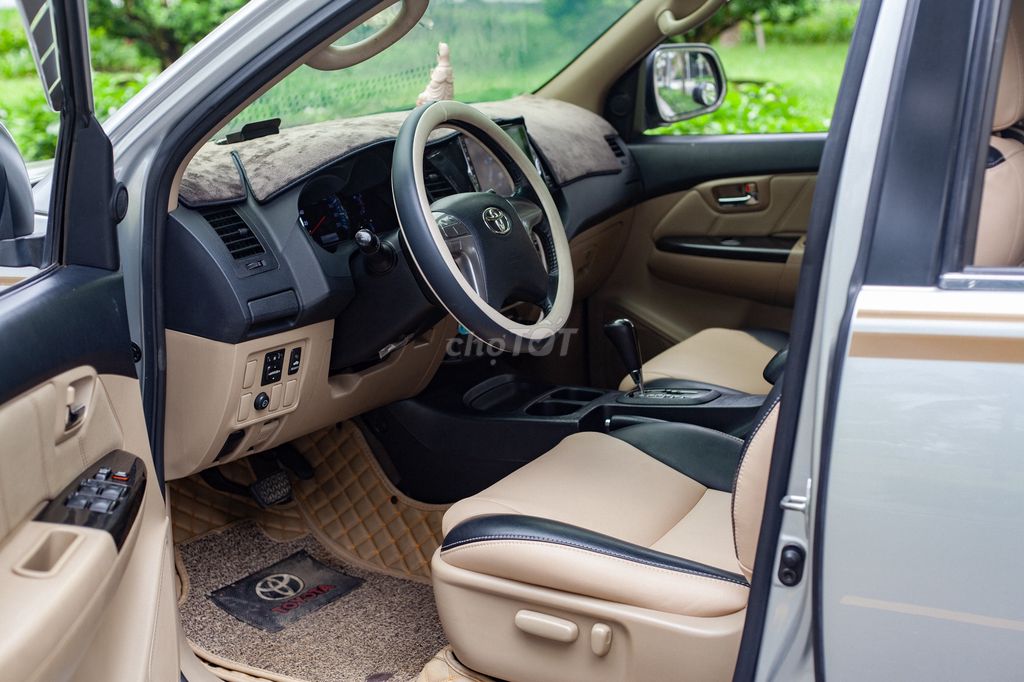 Toyota Fortuner 2.7V 4x2 AT 2014 - 120000 km. Mua bán Ô tô tại Thành phố Thủ Đức Tp Hồ Chí Minh được đăng bởi H2T Auto hình 8