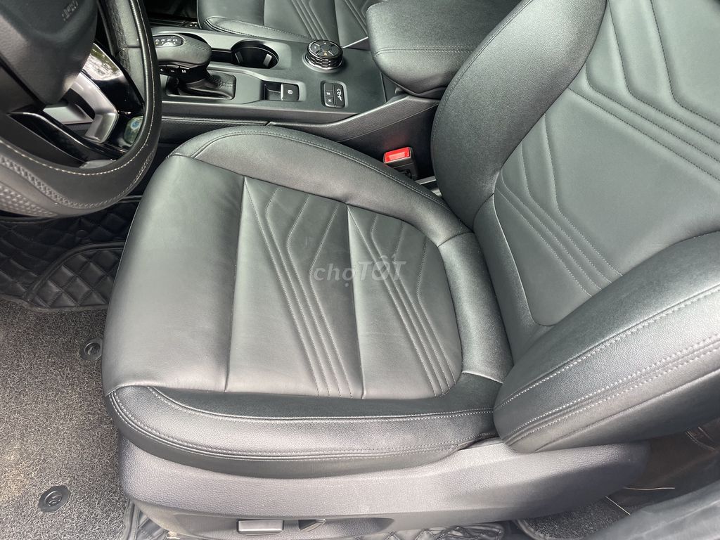 Ford Everest 2023 Titanium+ 2.0 AT 4x4 - 35000 km. Mua bán Ô tô tại Thành phố Phan Thiết Bình Thuận được đăng bởi Nhựt hình 15