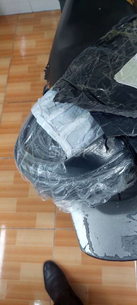 Thang lý hết 10 cái dây nịt