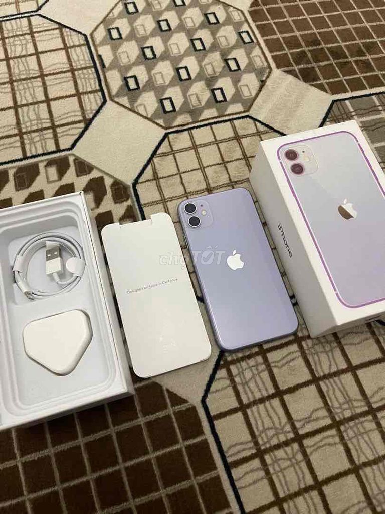 Cần tiền bán lại Iphone 11 tím 64gb còn BH 6th