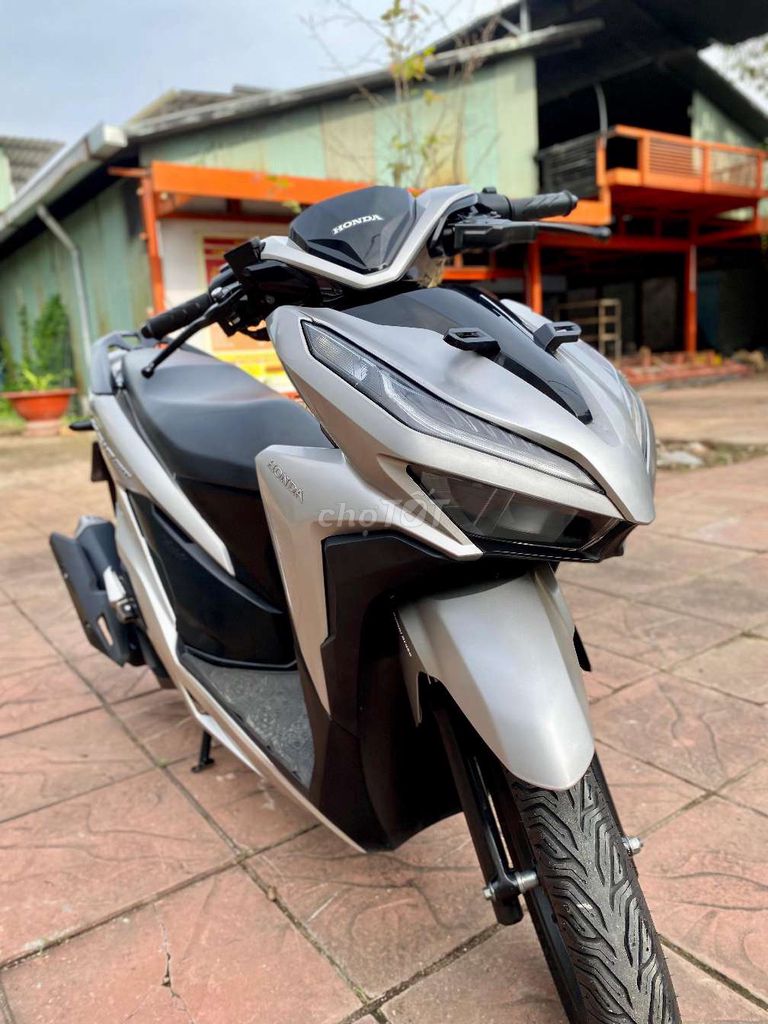 VARIO 150i 2018 nhập indo màu Bạc Nhám Máy Zin. Mua bán Xe máy tại Quận Ninh Kiều Cần Thơ được đăng bởi Xe Máy TÂN LIÊN HƯNG 1 91B hình 3