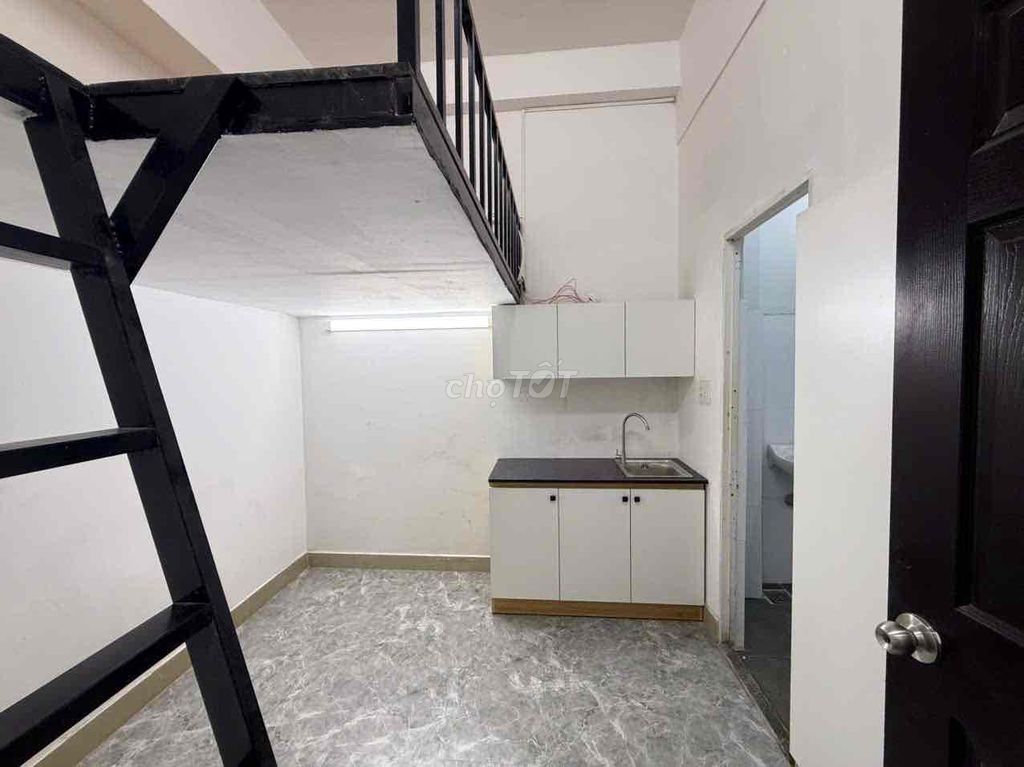 🏠 СДАЕТСЯ КОМНАТА – 628 НГУЕН ВАН КУА 📍 Фасад улицы Нгуен Ван