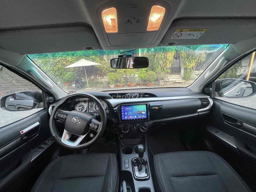 Toyota Hilux 2024 2.4L 4x2 AT - 25700 km - XE HIẾM. Mua bán Ô tô tại Quận Tân Bình Tp Hồ Chí Minh được đăng bởi TOYOTA LÝ THƯỜNG KIỆT hình 6