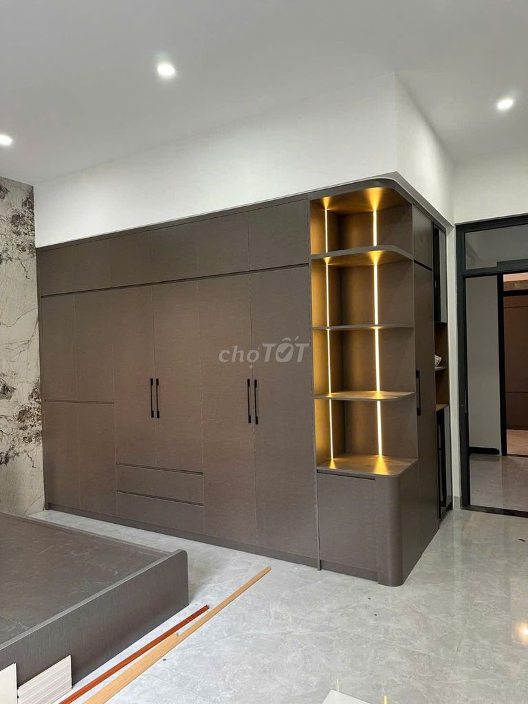 Bán nhà 3 tầng full nội thất cách biển quy nhơn 800m Bán nhà 3 tầng full nội thất cách biển quy nhơn 800m