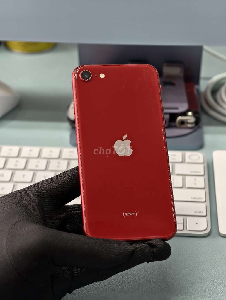 iPhone SE 3 2022 64GB Đỏ 99. Mua bán Điện thoại tại Quận Cầu Giấy Hà Nội được đăng bởi Nguyễn Văn Cường hình 1