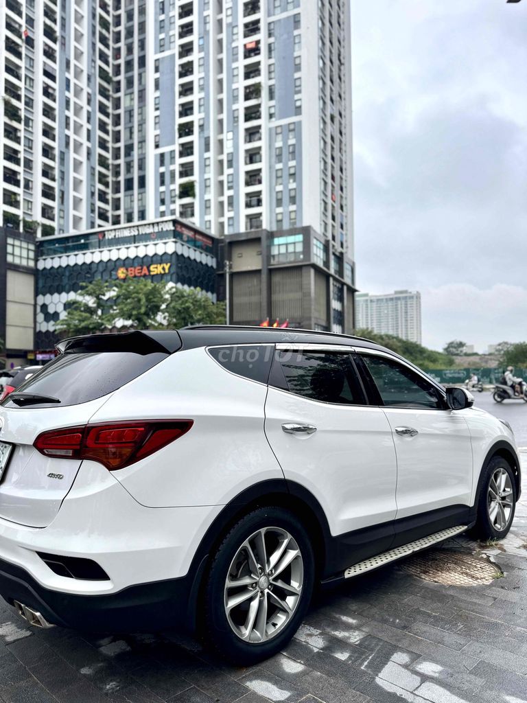 Hyundai SantaFe 2016 Full xăng Premium biển Hà Nôi. Mua bán Ô tô tại Quận Thanh Xuân Hà Nội được đăng bởi Nguyễn Quang Đức hình 6