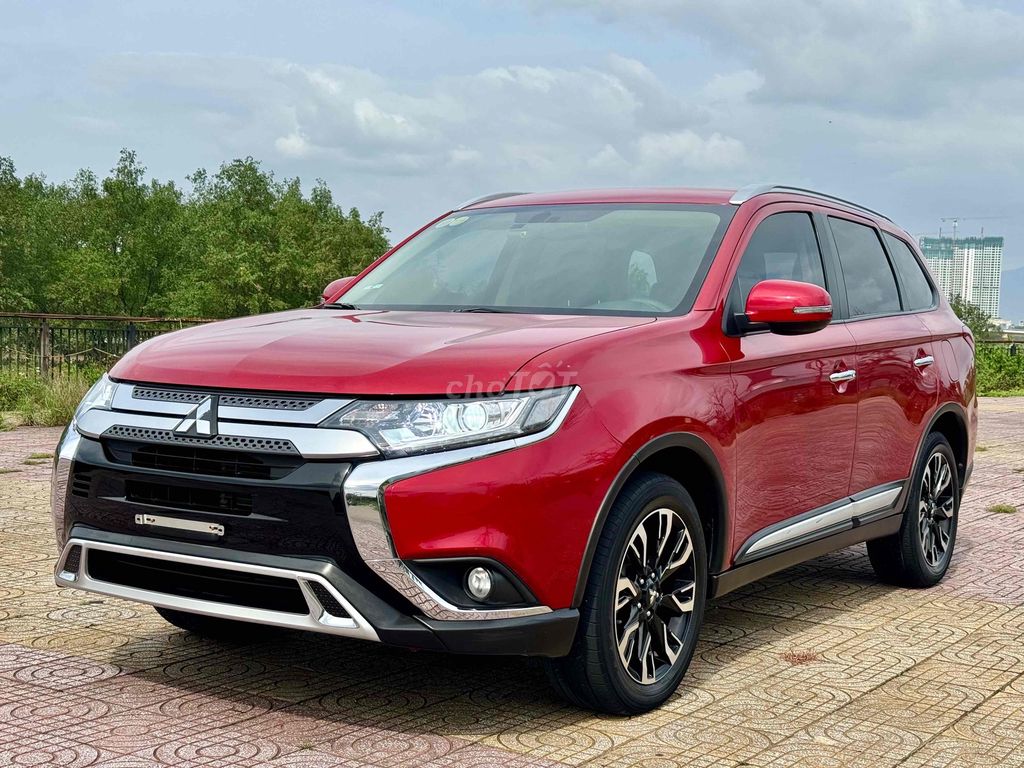 Mitsubishi Outlander 2020 2.0 CVT - 47000 km. Mua bán Ô tô tại Quận Cẩm Lệ Đà Nẵng được đăng bởi nguyễn văn khoa hình 4