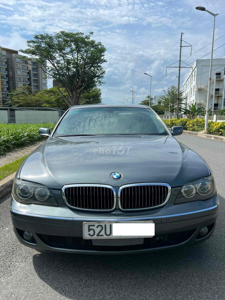 BMW 750Li  65000 km chuẩn xe trùm mềnh nguyên zin