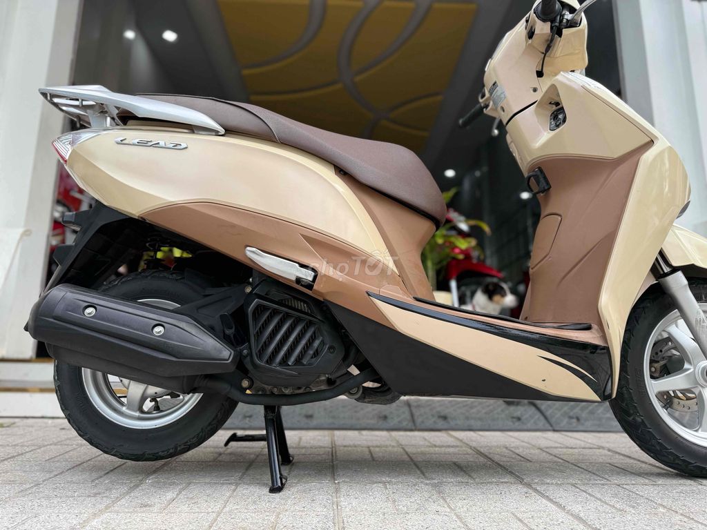 🌈 LEAD VÀNG Fi HSCT XE ĐẸP MÀU ĐẸP MÁY ZIN💥CÓ GÓP💥. Mua bán Xe máy tại Thành phố Sóc Trăng Sóc Trăng được đăng bởi Mạnh Huỳnh hình 5