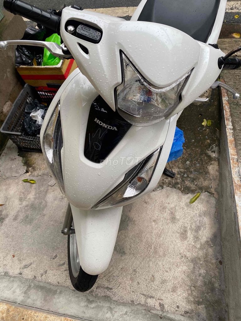 bán xe vision 2021 màu trắng. Mua bán Xe máy tại Quận Bình Tân Tp Hồ Chí Minh được đăng bởi Nhân hình 1