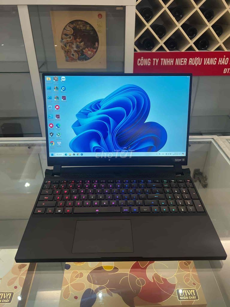 Laptop Gaming Aorus i7 10870H RTX 3080 8G 240hz