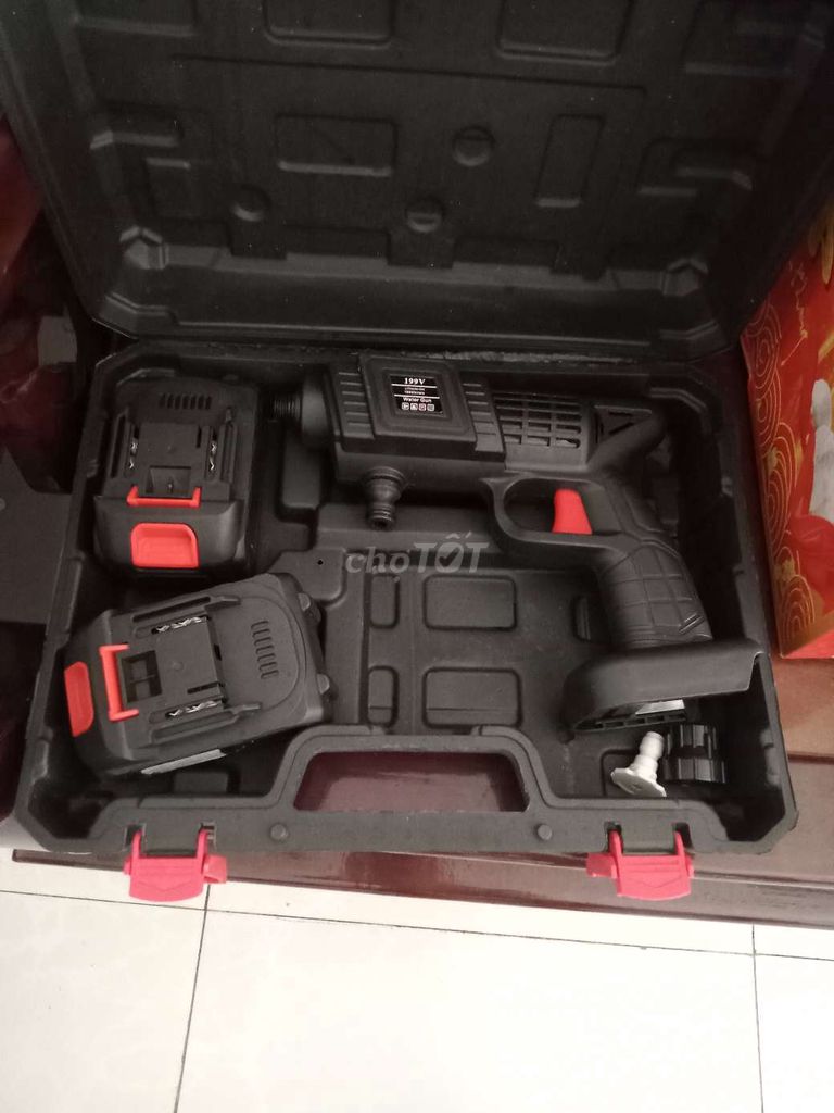 Máy rửa xe Pin 199V Đen. Mua bán Đồ chuyên dụng, Giống nuôi trồng tại Thành phố Sóc Trăng Sóc Trăng được đăng bởi Sóc Trăng hình 1