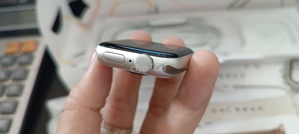 Apple Watch SE2 2024 40mm, fullbox mới 99%, Còn BH. Mua bán Thiết bị đeo thông minh tại Quận 6 Tp Hồ Chí Minh được đăng bởi Ruby Nguyễn hình 4
