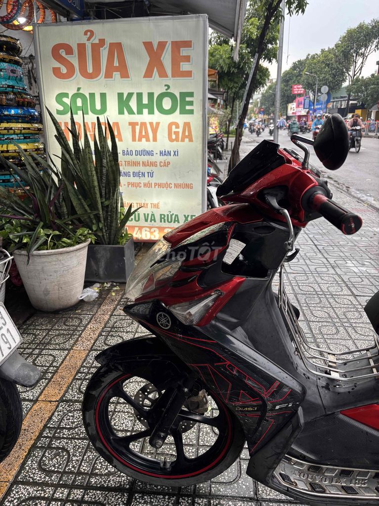 Yamaha Nouvo 2013, красный, черный, 124 куб. см