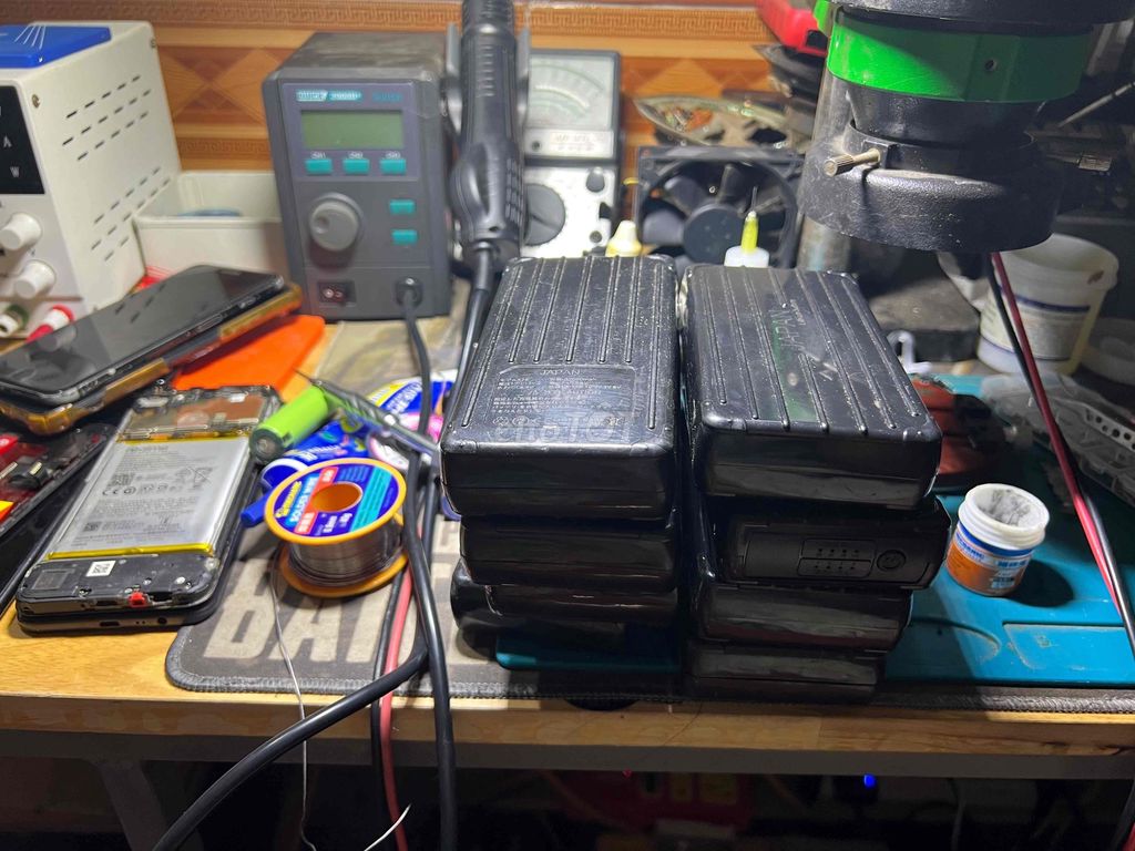 Pin áo điều hòa 20000mAh dùng liên tục 6h số 4. Mua bán Phụ kiện (Màn hình, Chuột...) tại Huyện Đông Hưng Thái Bình được đăng bởi huấn cao hình 1