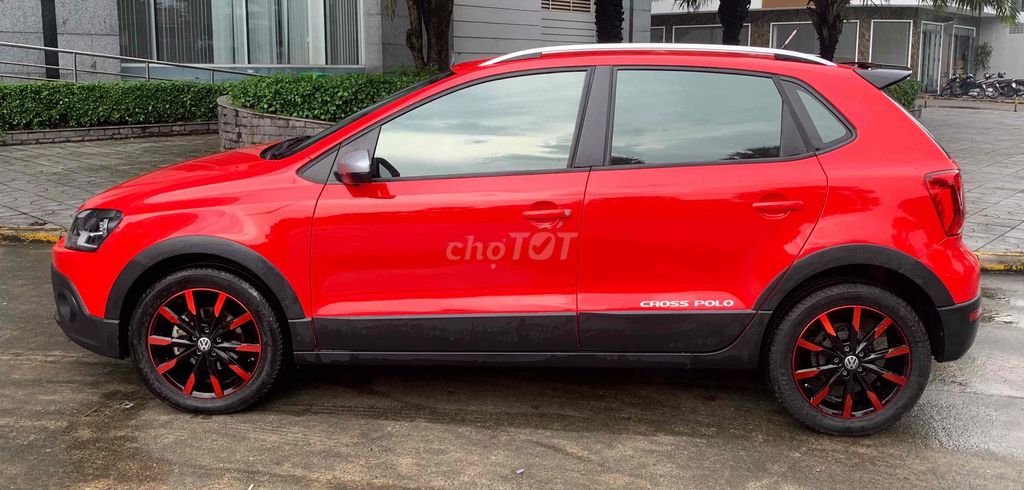 Volkswagen Polo Cross bản đặc biệt - 61000 km. Mua bán Ô tô tại Thành phố Thủ Đức Tp Hồ Chí Minh được đăng bởi Sinh hình 4