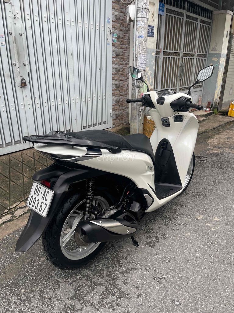 Honda SH 150i 2021 один хозяин, родной мотор, идеальное состояние