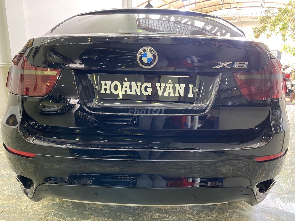 0909884095 - Bmw x6 xe chuẩn zin , đẹp , up option xịn