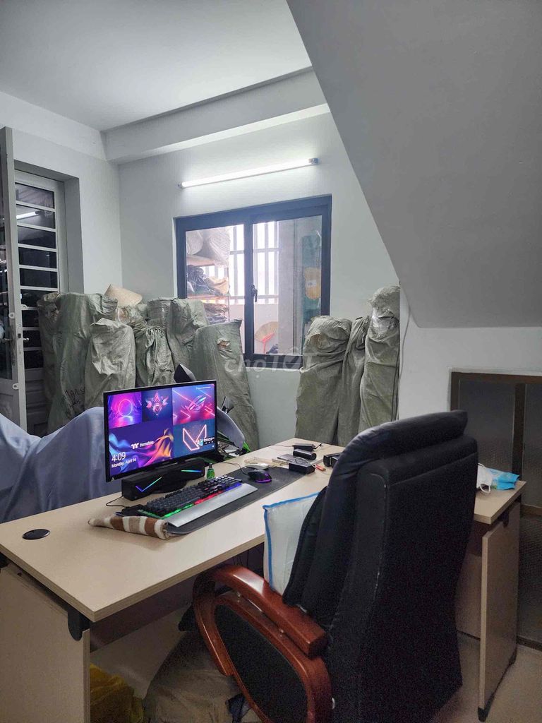 Tuyển dụng thợ phụ, thợ may, thợ cắt vải. Việc làm Công nhân may tại Thành phố Thủ Đức Tp Hồ Chí Minh được đăng bởi Shop May Mặc KD Online hình 1