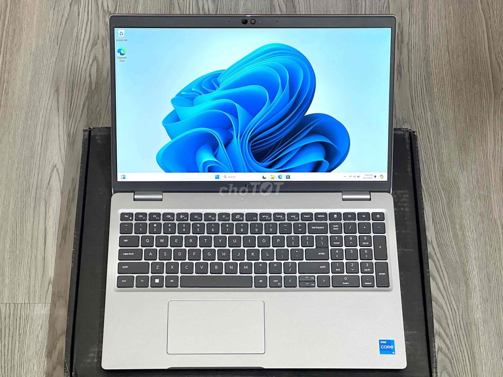 DELL LATITUDE 5530 , I7-1145G7 , BH 12 THÁNG