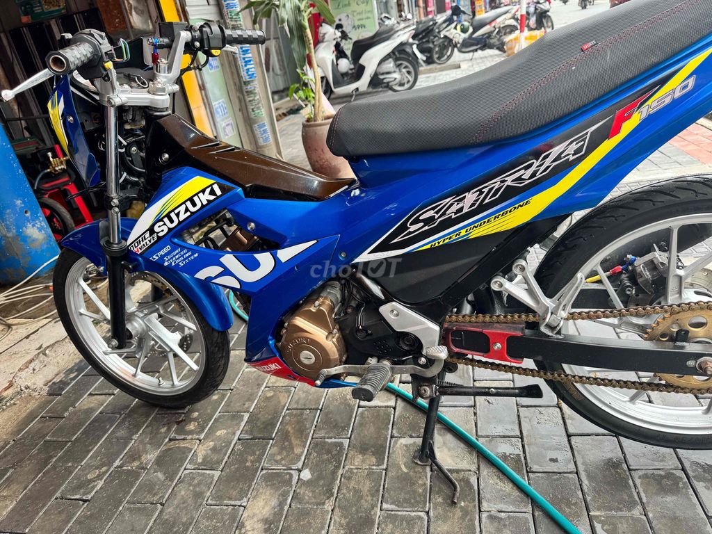 raider xăng cơ áo zin đẹp keng. Mua bán Xe máy tại Thành phố Thuận An Bình Dương được đăng bởi cầm đồ Hà Minh Tâm  hình 3