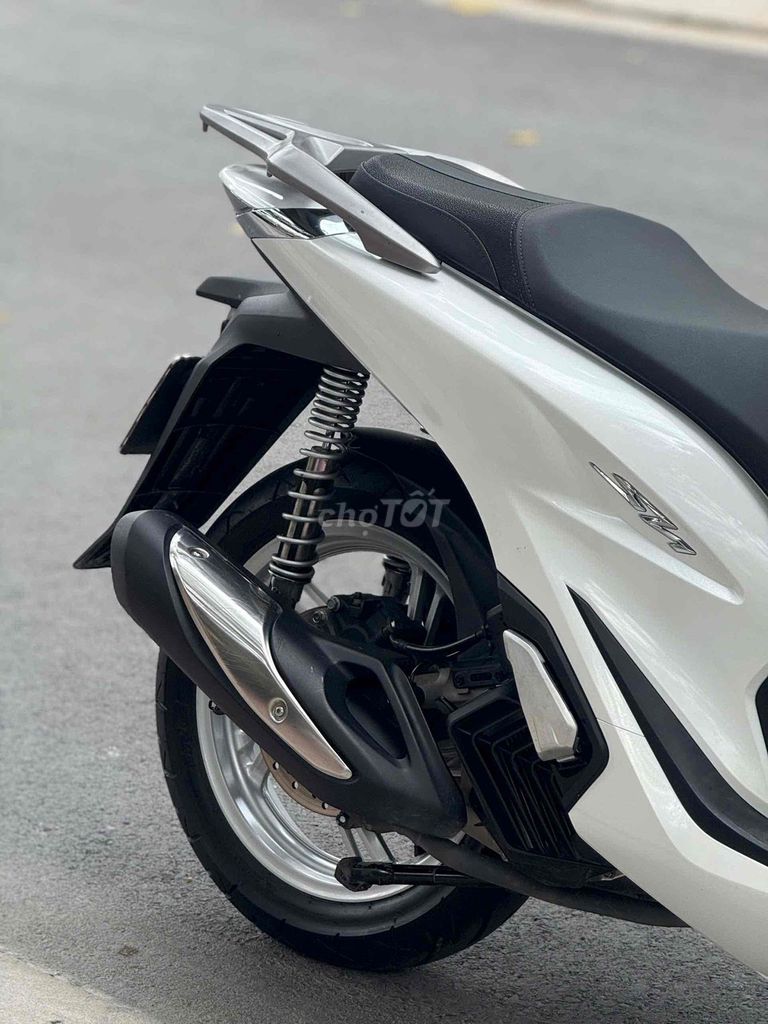 SH 125i ABS 2025 TRẮNG ( GÓP BAO NỢ XẤU ). Mua bán Xe máy tại Thành phố Thủ Đức Tp Hồ Chí Minh được đăng bởi Vũ Vũ hình 10