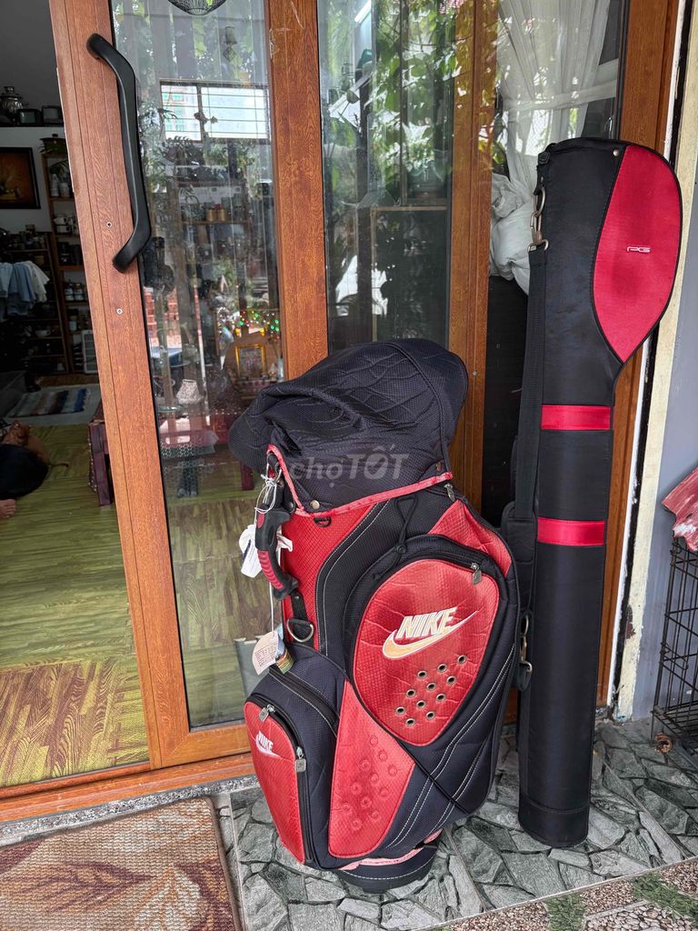 Túi đựng gậy golf Nike Đỏ Đen. Mua bán Đồ thể thao, Dã ngoại tại Quận Sơn Trà Đà Nẵng được đăng bởi HƯƠNG GIANG hình 1