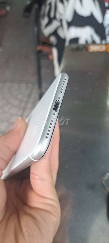 Apple iPhone SE 2 64GB Trắng 95%. Mua bán Điện thoại tại Quận 4 Tp Hồ Chí Minh được đăng bởi nguyễn lâm thùy phương hình 1