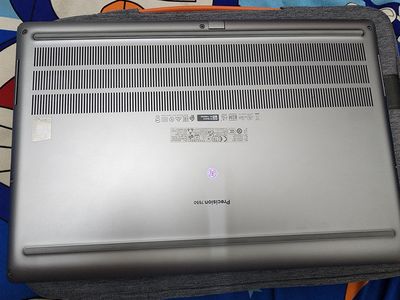 Dell precision 7550. Mua bán Laptop tại Quận 12 Tp Hồ Chí Minh được đăng bởi Ly