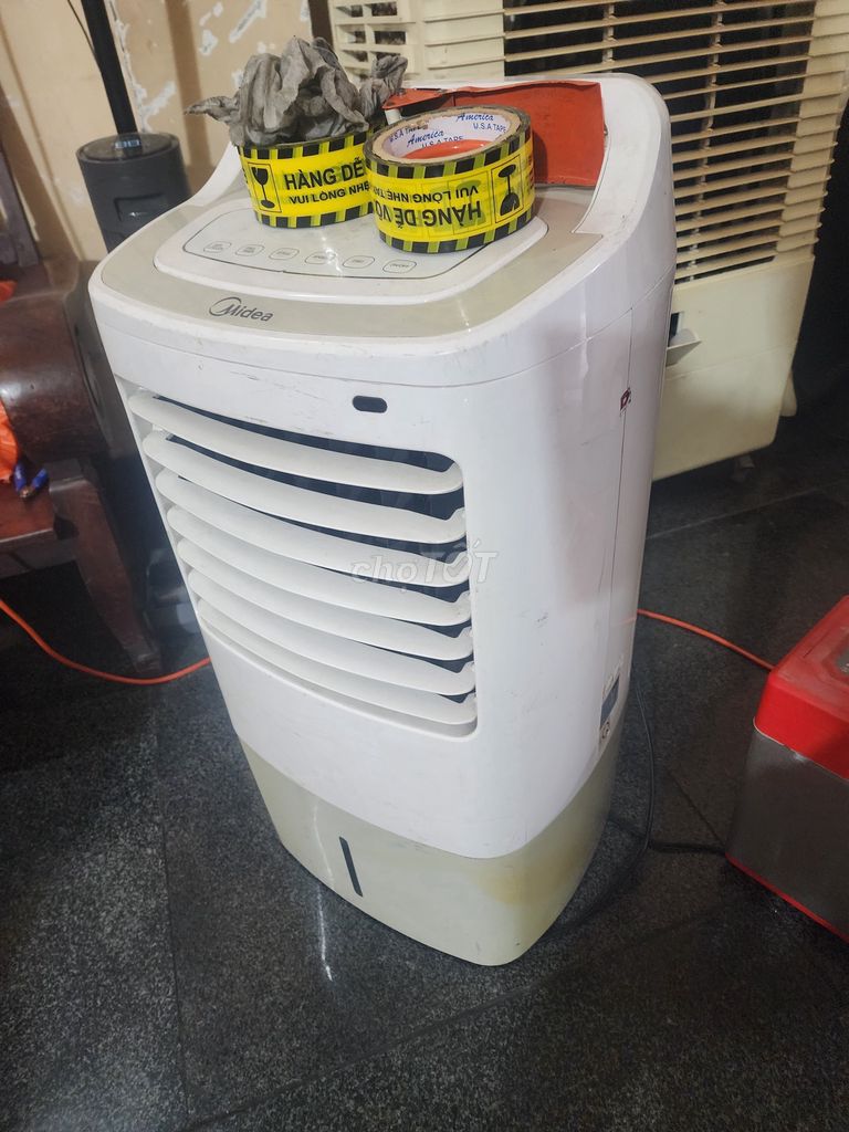 Quạt hơi nước Midea Trắng mát lạnh. Mua bán Quạt tại Quận Tân Phú Tp Hồ Chí Minh được đăng bởi Tuan khang hình 1