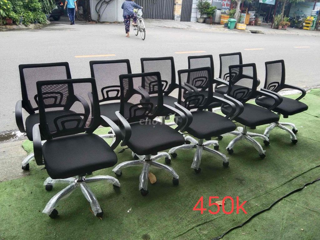 Ghế xoay văn phòng Đen Lưới, nỉ, kim loại. Mua bán Đồ dùng văn phòng tại Huyện Hóc Môn Tp Hồ Chí Minh được đăng bởi Bàn Ghế Gia Hưng hình 1