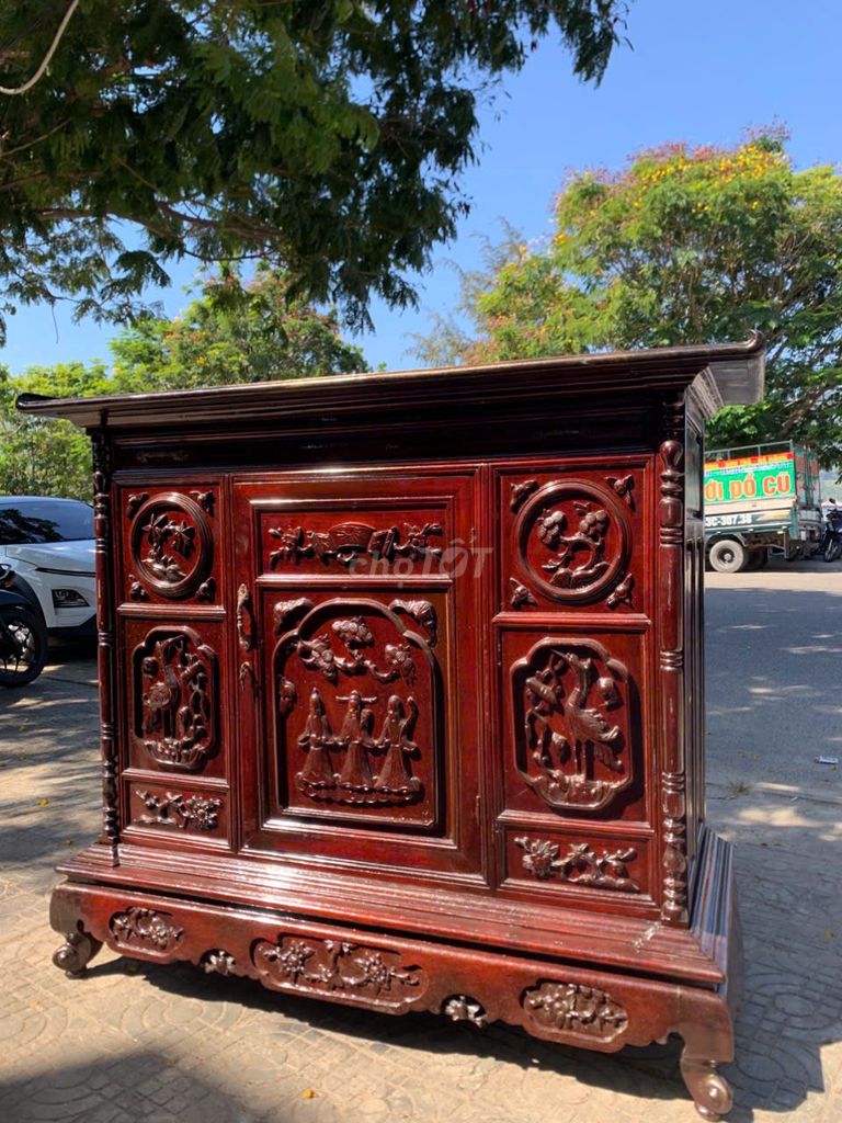 Tủ thờ gỗ xịn. Mua bán Tủ, kệ gia đình tại Quận Sơn Trà Đà Nẵng được đăng bởi Thế Giới Đồ Cũ Đà Nẵng hình 1