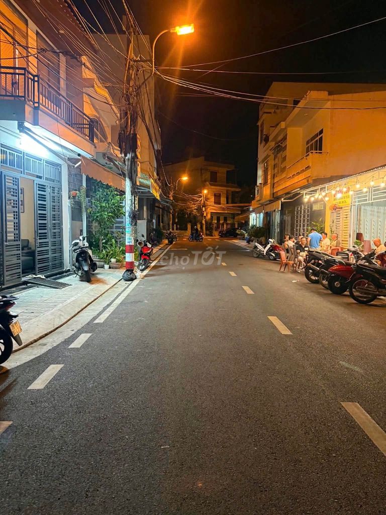 Аренда · 2 комн. · 90 м² · Thành phố Nha Trang