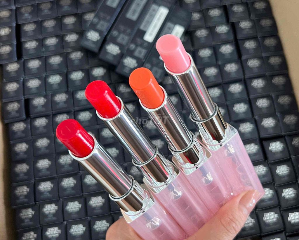Son dưỡng môi Dior Addict Lip Glow Nữ. Mua bán Phụ kiện thời trang khác tại Quận 10 Tp Hồ Chí Minh được đăng bởi Baby Girl Lovely hình 1