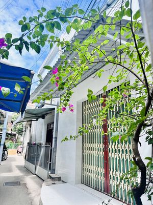 NGUYÊN CĂN 80m2 -1 Phòng ngủ lớn, Gần Chợ Thị Trấn Mỏ Cày, Mỏ Cày Nam. Cho thuê nhà ở tại Huyện Mỏ Cày Nam Bến Tre được đăng bởi Hạ Thi