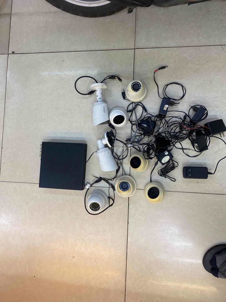 Bộ camera an ninh ahua. Mua bán Máy ảnh, Máy quay tại Quận Đống Đa Hà Nội được đăng bởi Trịnh Văn Điềm hình 1