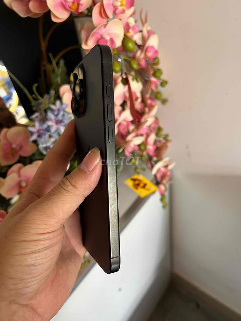 Apple iPhone 16 Pro Max Đen Mỹ quốc tế , pin 100. Mua bán Điện thoại tại Thành phố Buôn Ma Thuột Đắk Lắk được đăng bởi Tèo Điện Thoại  hình 1