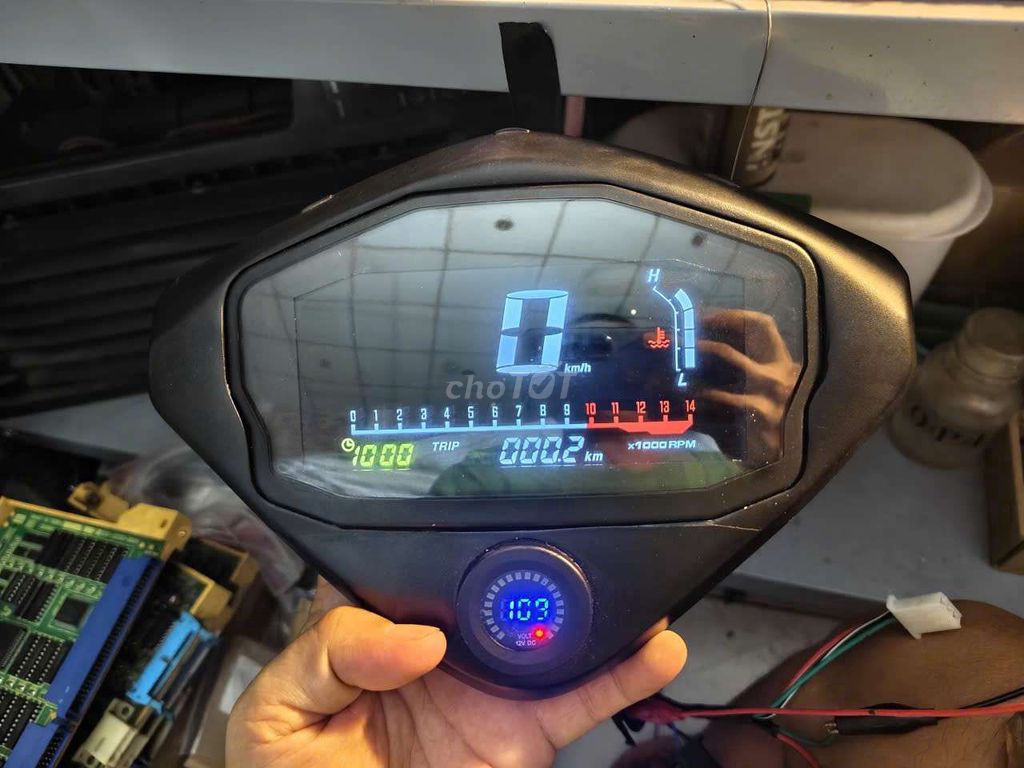 Đồng hồ kỹ thuật số xe máy Luvias. Mua bán Phụ tùng xe tại Quận 8 Tp Hồ Chí Minh được đăng bởi Du Thiên hình 2