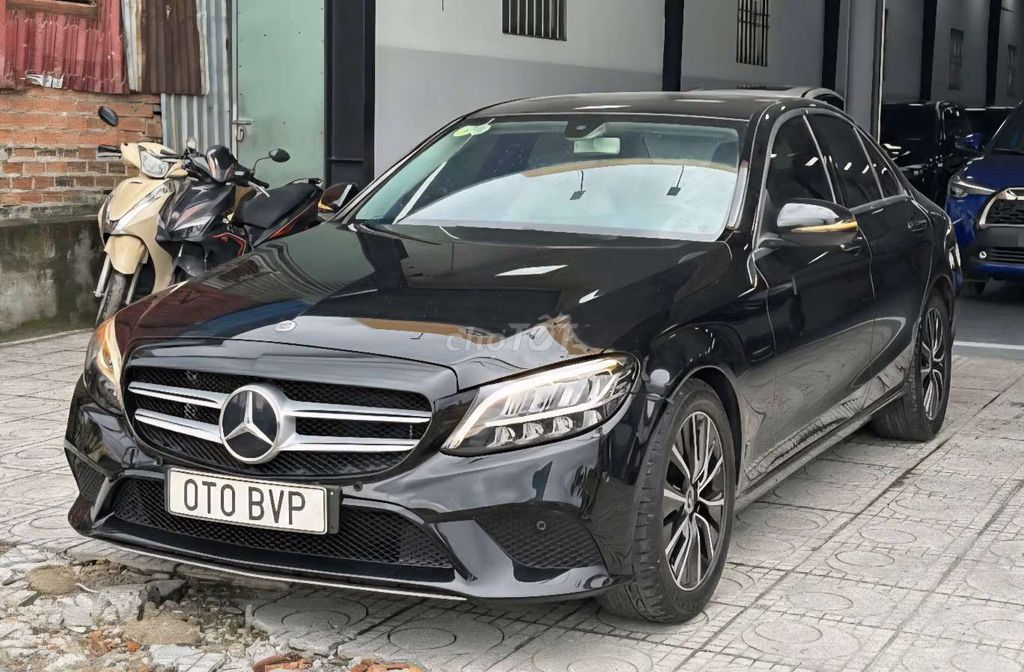 2018 C200 - 44000 km. Mua bán Ô tô tại Thành phố Biên Hòa Đồng Nai được đăng bởi Quốc việt  hình 5