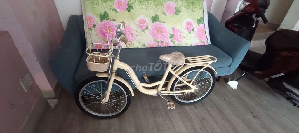 Xe đạp trẻ em màu Kem đã sử dụng. Mua bán Xe đạp tại Quận Liên Chiểu Đà Nẵng được đăng bởi trà my hình 2