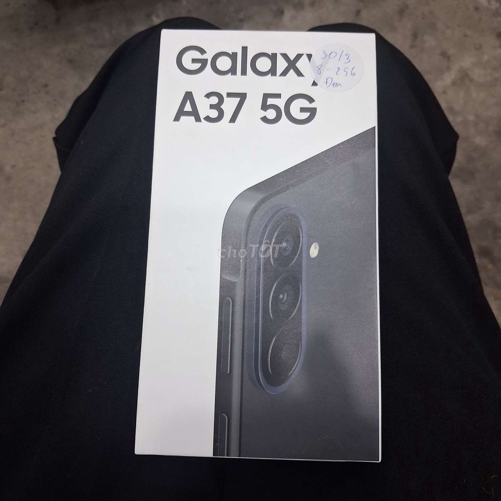 Samsung Galaxy A37 5G 256GB Xám. Mới 100%. Mua bán Điện thoại tại Thành phố Dĩ An Bình Dương được đăng bởi Nguyễn Thanh Đăng hình 1