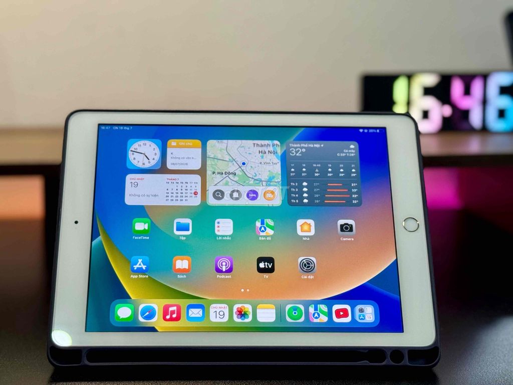 Apple iPad Gen 5 Wifi + LTE 32GB Gold qua sử d. Mua bán Máy tính bảng tại Quận Thanh Xuân Hà Nội được đăng bởi Anh hình 1